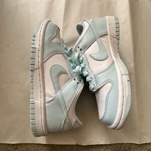 Nike Dunk Low Youth Size 4Y